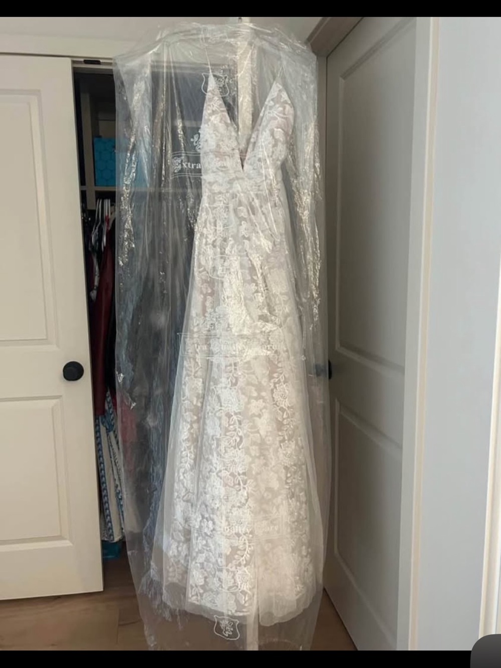 White Lace V-Neck A-Line Prom Dress - Picture 5 of 8